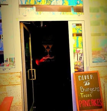 Wdj Hostel *