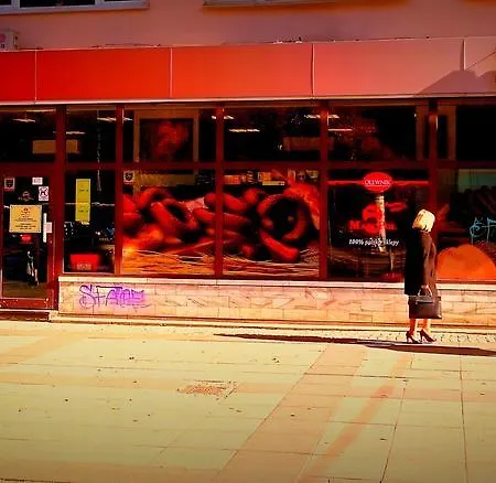 Wdj * Warsaw