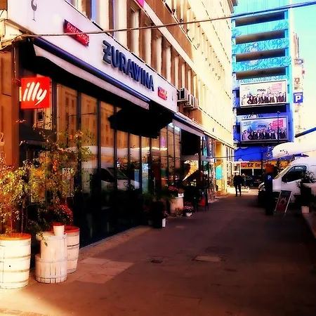 Wdj Hostel *
