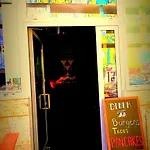 Wdj Hostel *